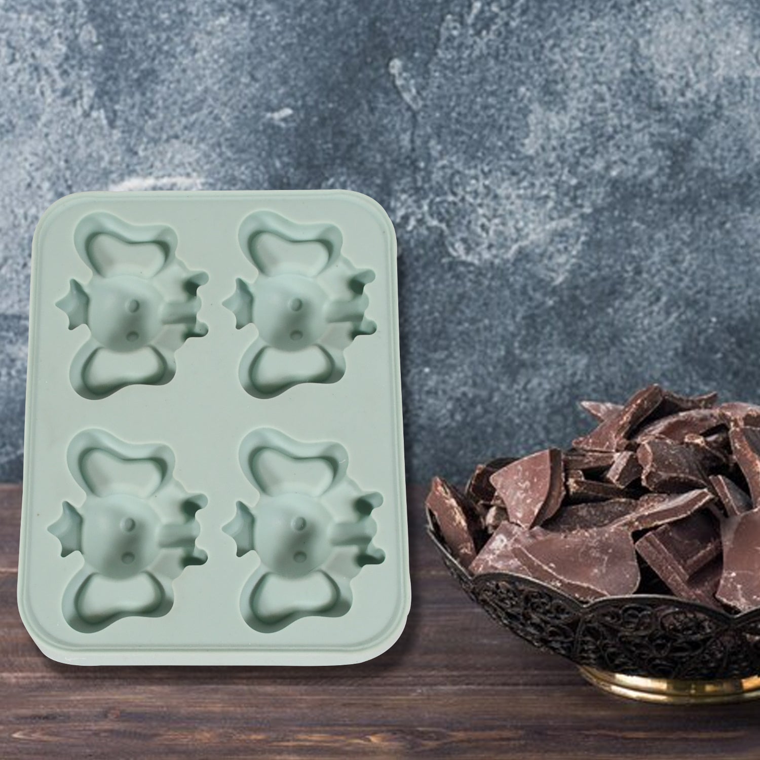 Silicone Cartoon Shape 4 Grid Ice Cube Tray Ice Cube Molds Trays Small Cubes Tray For Fridge, Flexible Silicon Ice Tray (1 pc) Silicone Cartoon Shape 4 Grid Ice Cube Tray Ice Cube Molds Trays Small Cubes Tray For Fridge, Flexible Silicon Ice Tray (1 pc)